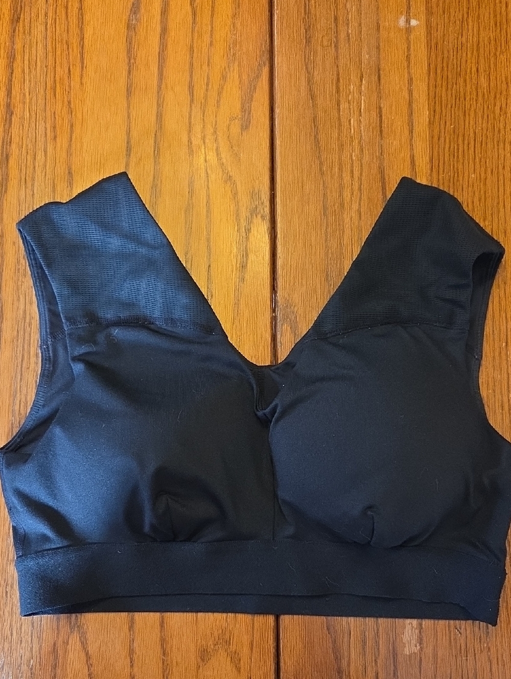Wireless Comfort Bra in Black — Soft Everyday Support